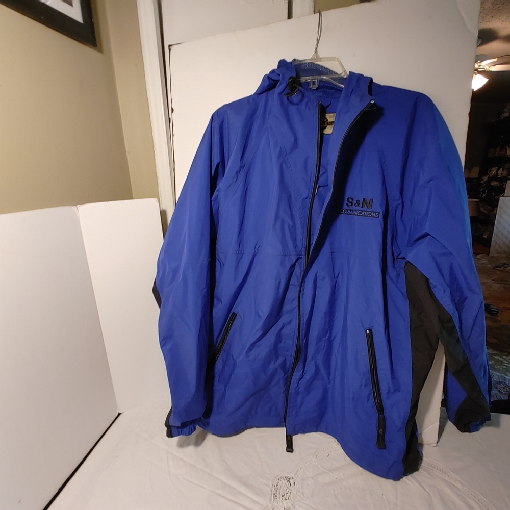 North End All Climate Wear Blue Black Coat Size Large Zip up With Hood